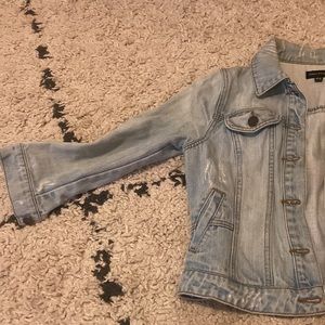Ware Destressed Denim Jacket Cropped 